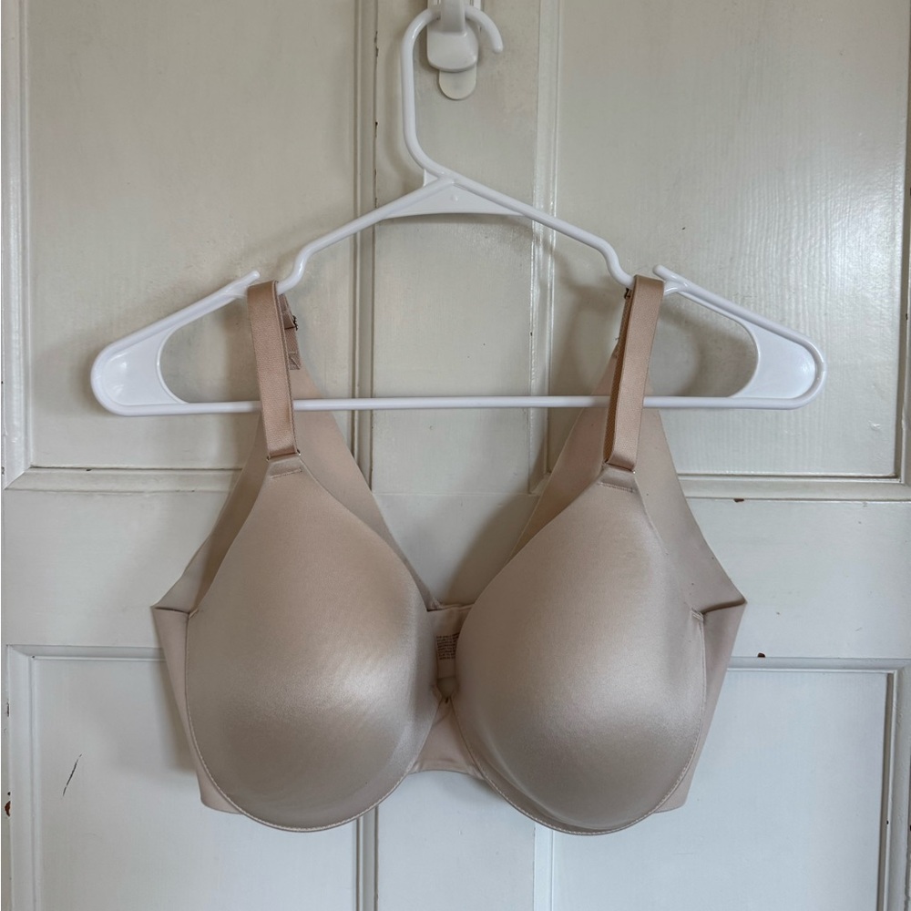 Soma nude‎ Vanishing Back Full Coverage bra size 36DD